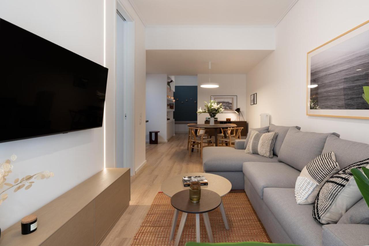 Unique 2 Bedrooms Apartment, Steps To Plaka And City Center Атина Екстериор снимка