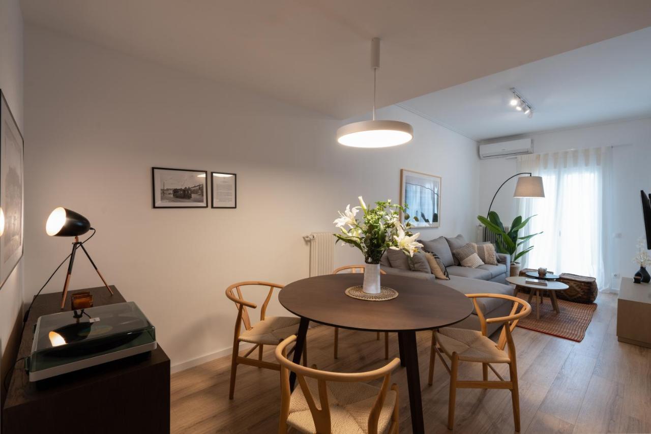 Unique 2 Bedrooms Apartment, Steps To Plaka And City Center Атина Екстериор снимка