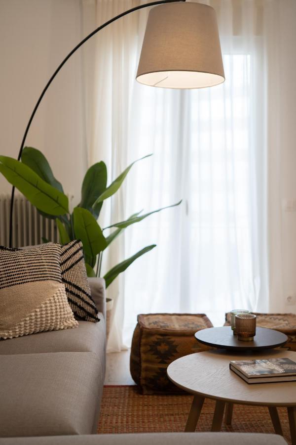 Unique 2 Bedrooms Apartment, Steps To Plaka And City Center Атина Екстериор снимка